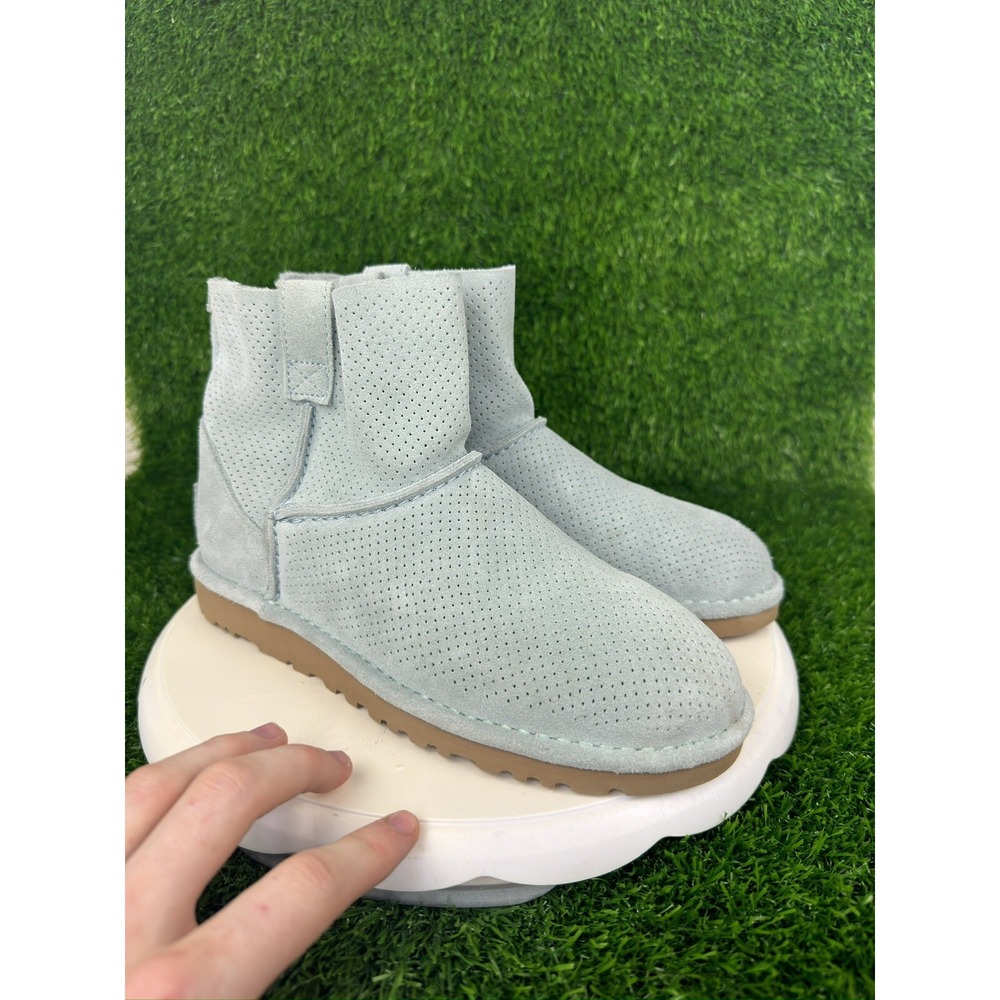 UGG Australia Classic Mini Women's Light Blue Suede Boots/Booties Size US 7